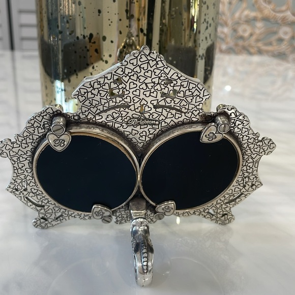 BRIGHTON DOUBLELE PICTURE FRAME - Picture 2 of 3
